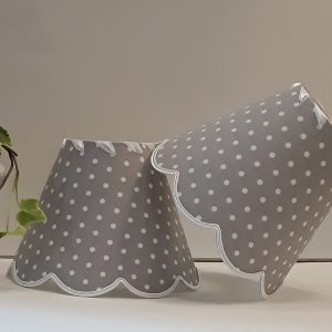 APPLIQUE Gris à Pois Blanc